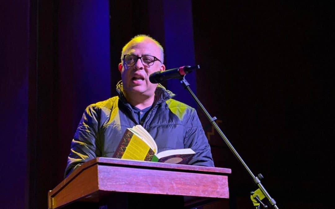 Círculo de Lectores Perú - La aventura de leer 25 Tres poemas de Gabriel Cisneros Abedrabbo