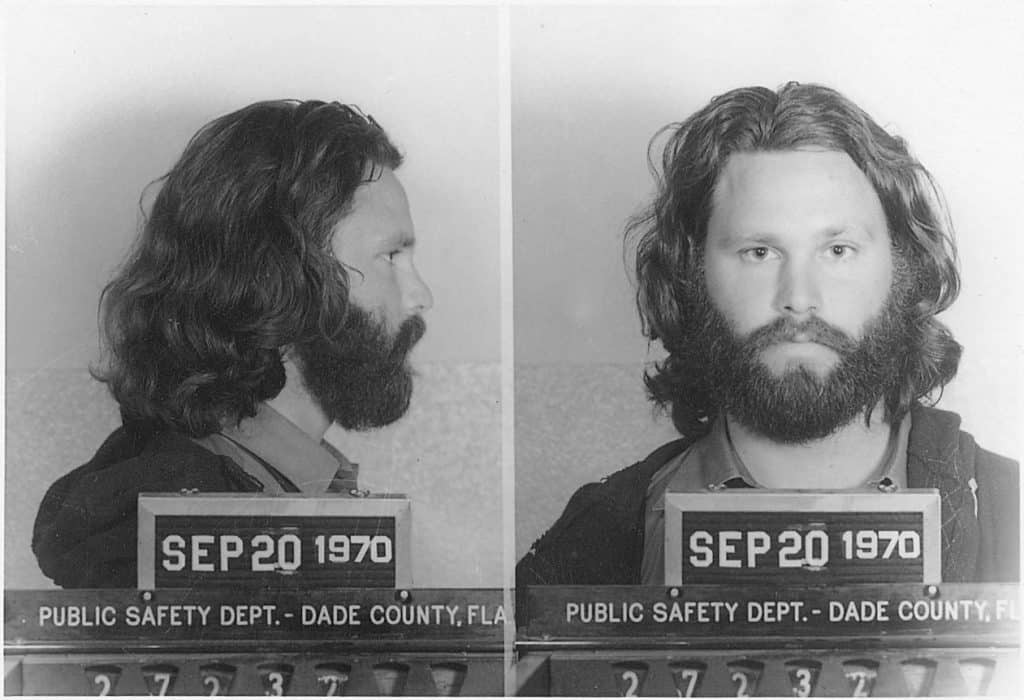 Jim Morrison: el concierto más breve de la historia 3 jim morrison policia miami