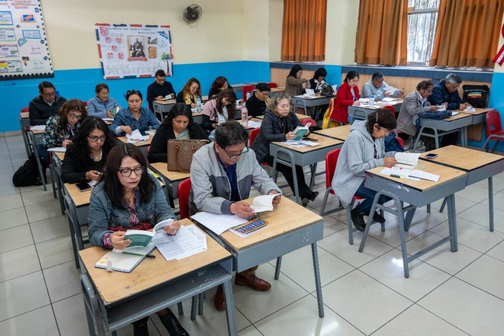 Capacitaciones docentes caslit