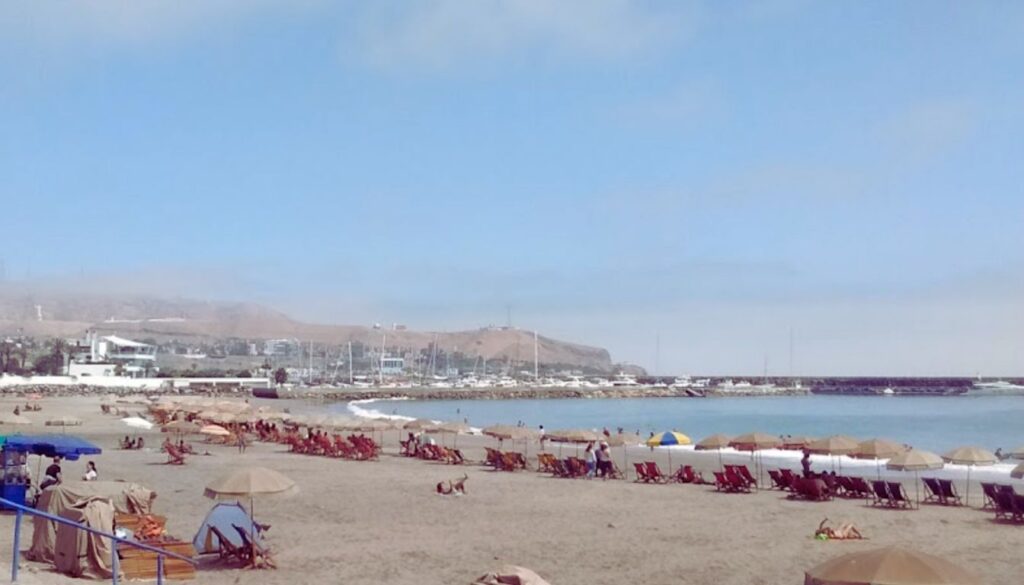 Lima, ciudad picante 4 playa yuyos