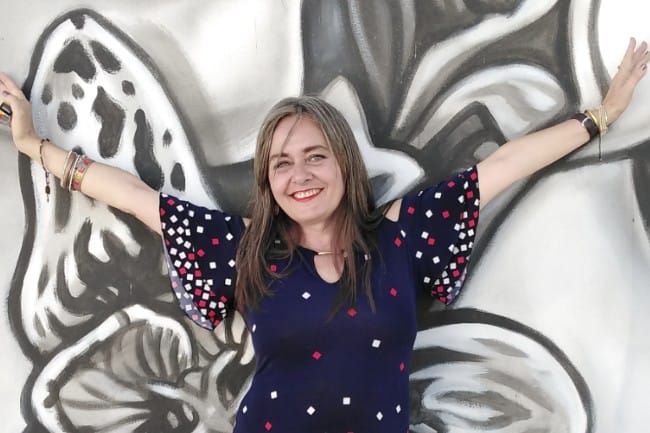 Círculo de Lectores Perú - La aventura de leer 22 Cuatro poemas de Carmen Nozal