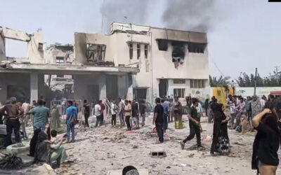 Círculo de Lectores Perú - La aventura de leer 8 Una escuela bombardeada es el símbolo del fracaso de la humanidad