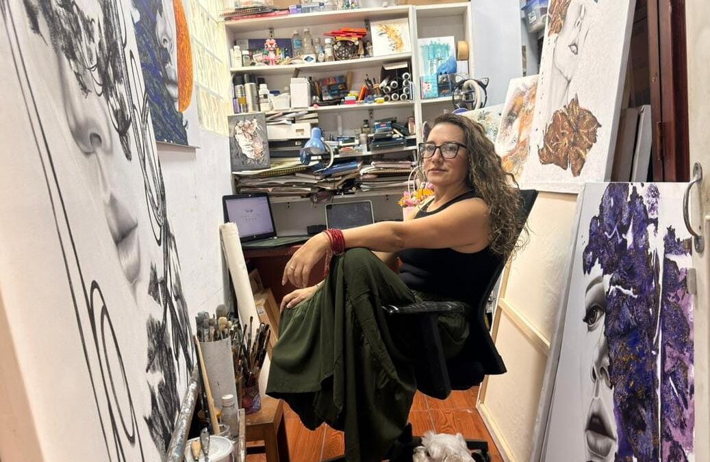 “La Mirada que Habita”, un viaje pictórico hacia lo invisible del rostro femenino