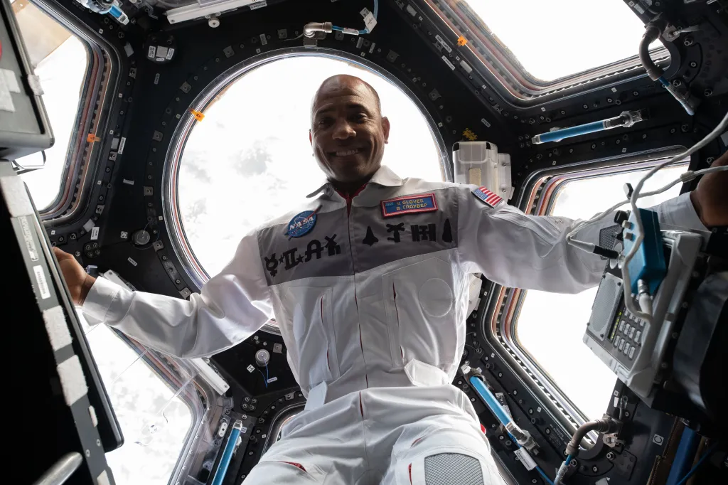 El peso de volver 3 Victor Glover Volver